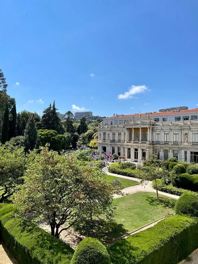 Air-Conditioned Apartment With Garage Near The Sea location